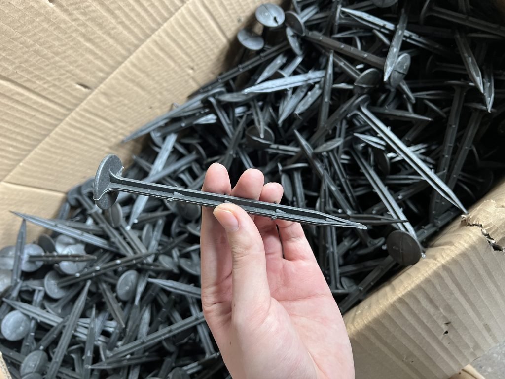 Plastic Weed Mat Peg